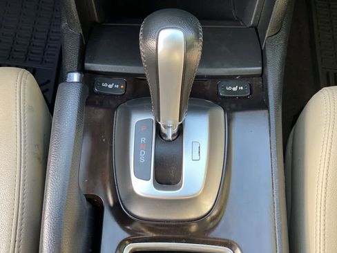 Used 2014 Honda Crosstour EX-L image 27