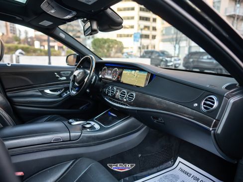 Used 2016 Mercedes-Benz S 550 Sedan image 15