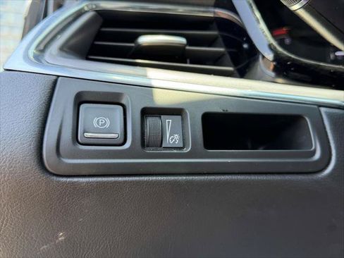 Used 2019 Cadillac XT5 Luxury AWD/4WD image 24