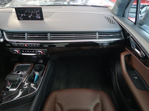 Used 2019 Audi Q7 3.0T Prestige AWD/4WD image 15