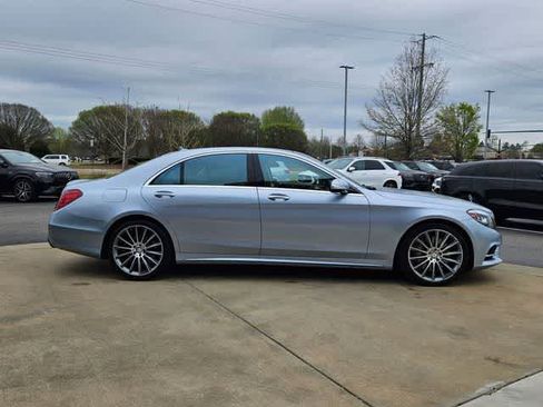 Used 2016 Mercedes-Benz S 550 Sedan image 10