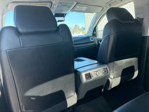 Used 2019 Toyota Tundra Limited image 19