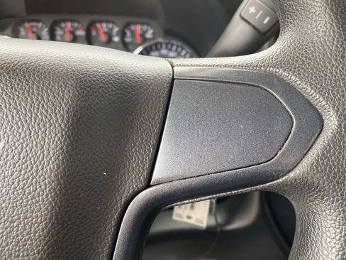 Used 2018 Chevrolet Silverado 1500 Custom w/ Custom Convenience Package RWD image 26