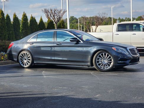 Used 2015 Mercedes-Benz S 550 Sedan image 3