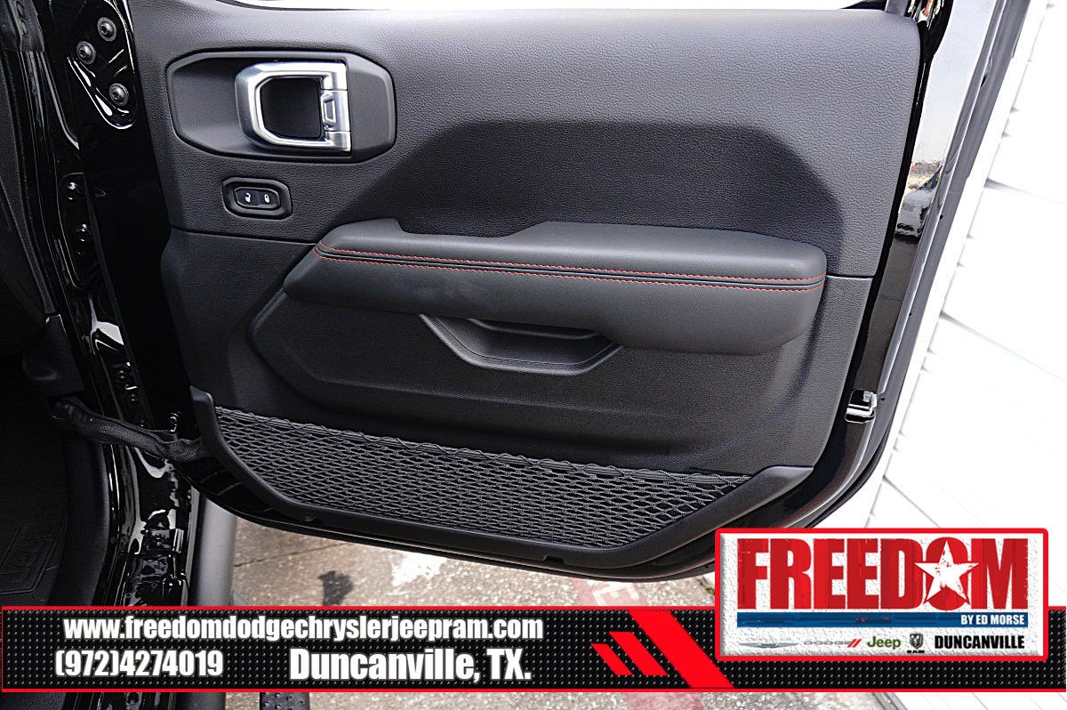 Used 2026 Jeep Wrangler Unlimited Rubicon AWD/4WD image 41