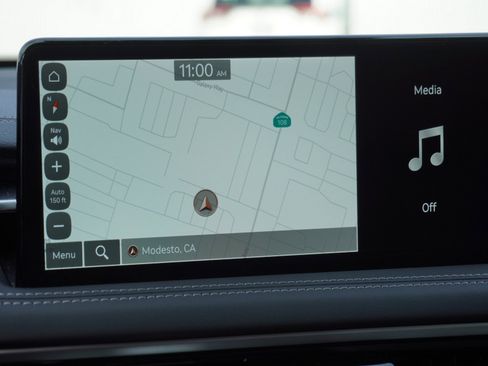 Used 2025 Genesis G70 2.5T w/ Sport Prestige Package image 26