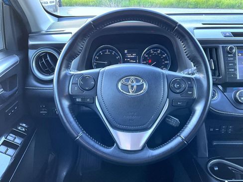 Used 2016 Toyota RAV4 Limited AWD/4WD image 12