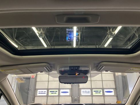 Used 2019 Subaru Crosstrek 2.0i Premium w/ Moonroof Package image 29