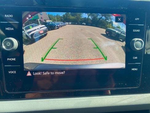 New 2025 Volkswagen Jetta SE image 13