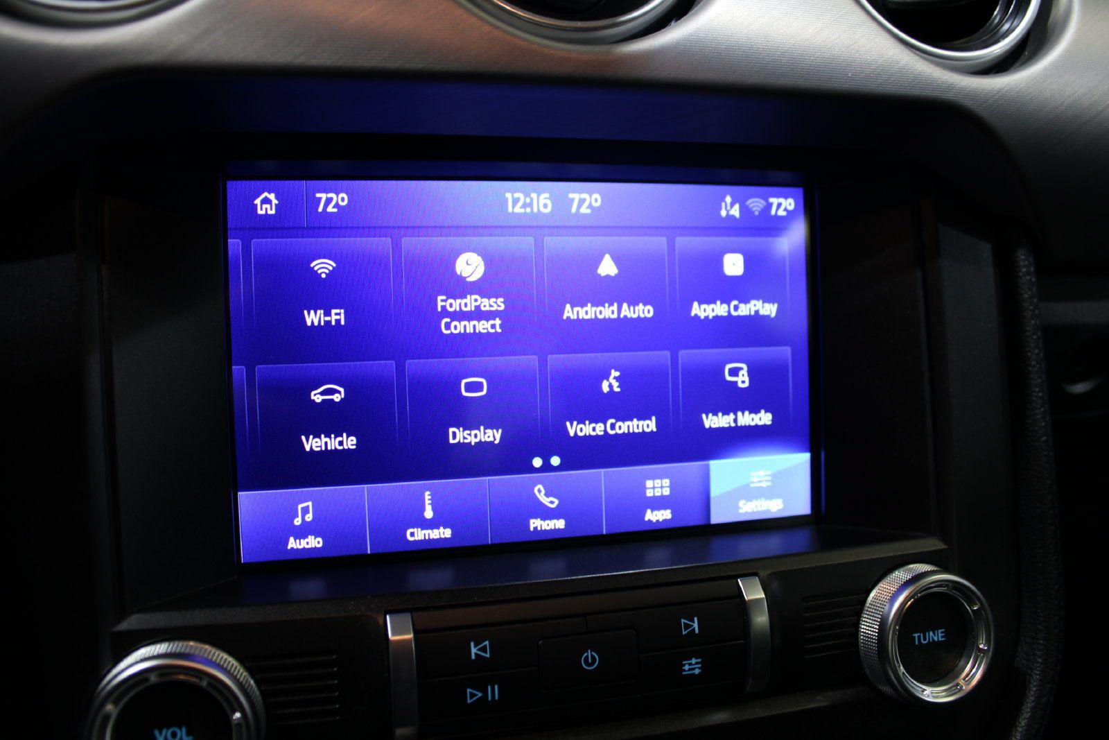Used 2022 Ford Mustang Premium RWD image 22