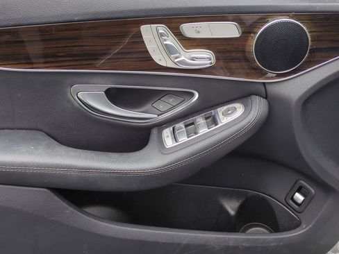 Used 2017 Mercedes-Benz C 300 4MATIC Sedan image 14