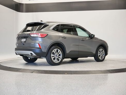 Used 2022 Ford Escape SEL image 45