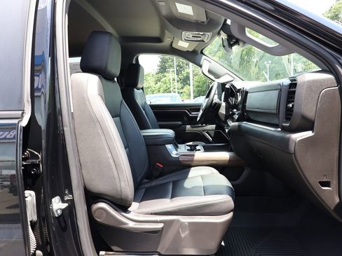 Used 2024 Chevrolet Silverado 2500 LT w/ Midnight Edition AWD/4WD image 42