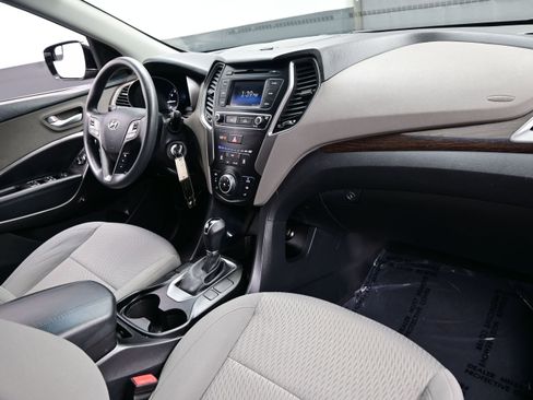 Used 2017 Hyundai Santa Fe Sport AWD/4WD image 13
