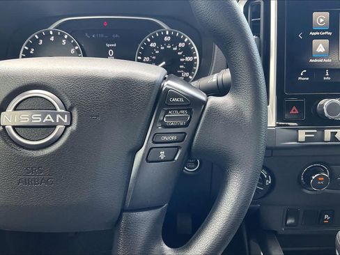 Used 2025 Nissan Frontier SV AWD/4WD image 23