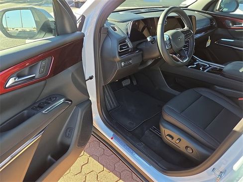 New 2026 Chevrolet Traverse Z71 w/ Driver Confidence Package image 9