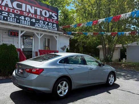 Used 2023 Chevrolet Malibu LS FWD image 3