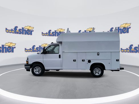 New 2025 Chevrolet Express 3500 w/ Power Convenience Package RWD image 5