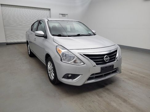 Used 2018 Nissan Versa SV w/ SV Special Edition image 13