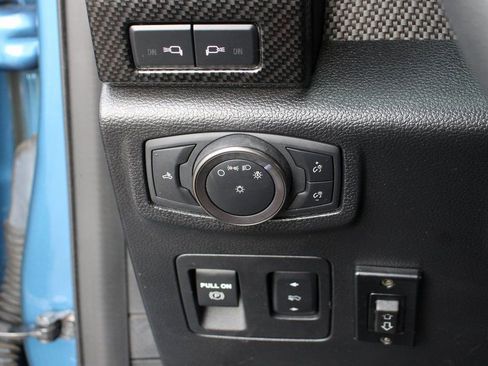 Used 2019 Ford F150 Raptor w/ Equipment Group 802A Luxury AWD/4WD image 25
