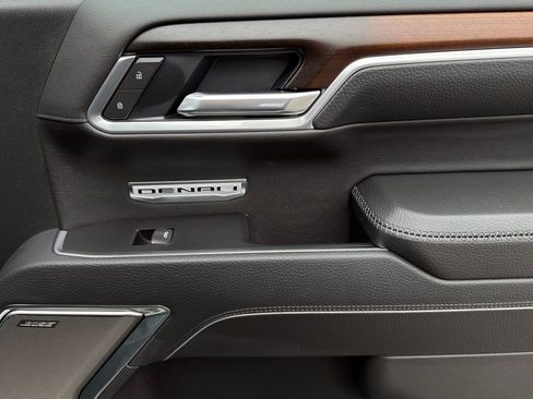 New 2026 GMC Sierra 1500 Denali AWD/4WD image 18