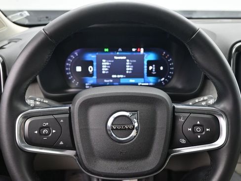 Used 2023 Volvo XC40 B5 Ultimate w/ Climate Package AWD/4WD image 14