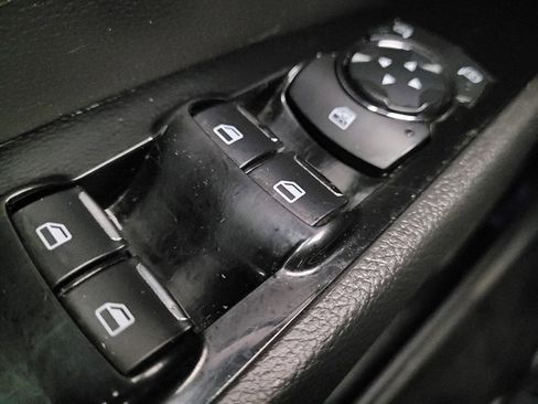 Used 2015 Ford Fusion Titanium image 27