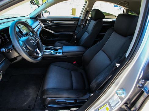 Used 2021 Honda Accord Hybrid image 33