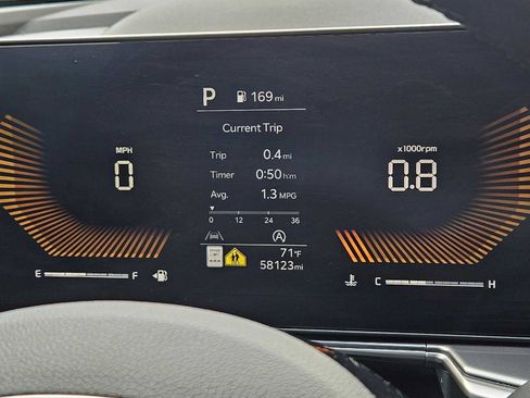 Certified 2024 Kia Sorento EX w/ Panoramic Sunroof Package FWD image 16