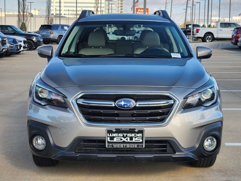 Used 2019 Subaru Outback 2.5i Limited image 2