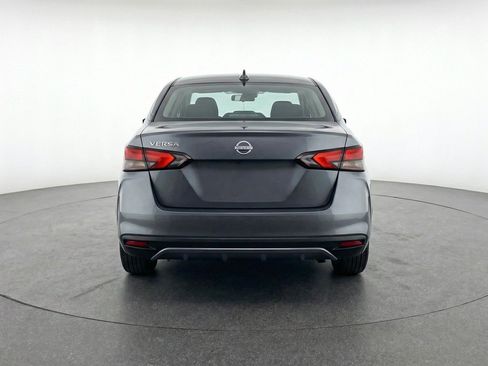 Used 2025 Nissan Versa SV FWD image 7