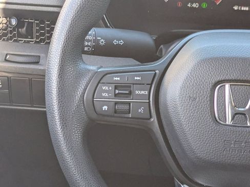 Used 2024 Honda CR-V EX image 17