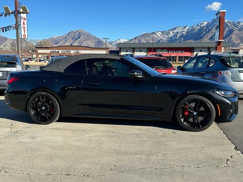 Used 2022 BMW 430i xDrive Convertible w/ M Sport Package image 3