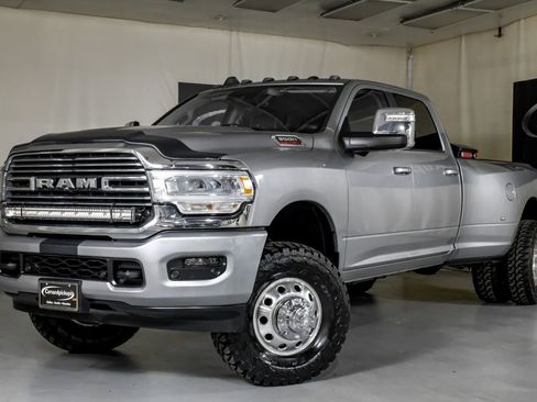 Used 2024 RAM 3500 Laramie w/ Safety Group AWD/4WD image 4