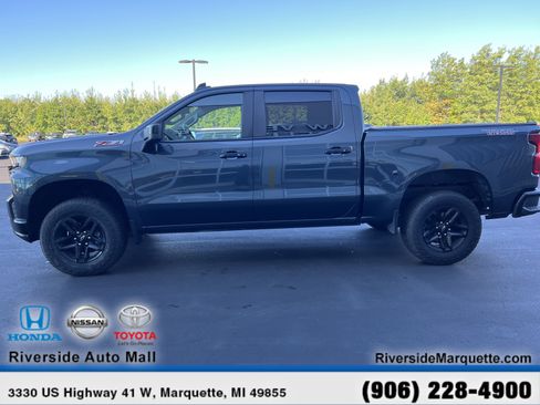 Used 2019 Chevrolet Silverado 1500 LT Trail Boss w/ Convenience Package image 4