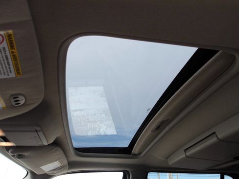 Used 2010 Ford Expedition Limited image 5