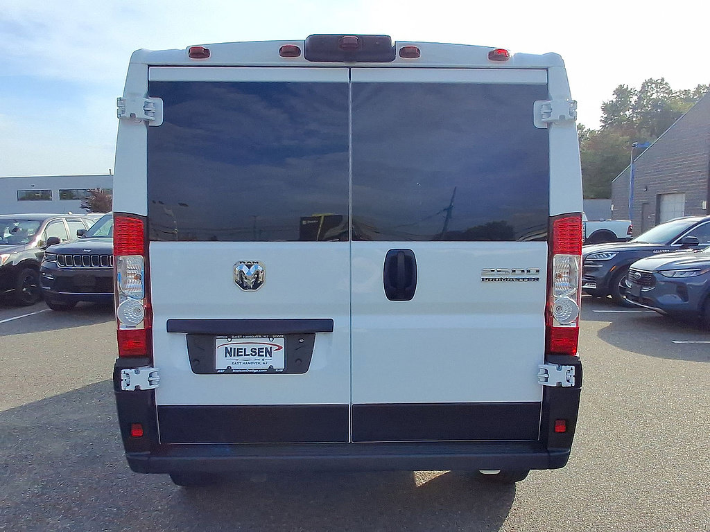 Used 2025 RAM ProMaster 2500 w/ U-Haul Equipment Group FWD image 29