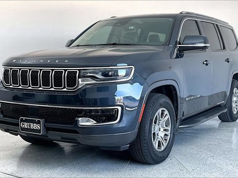 Used 2022 Jeep Wagoneer Series I RWD image 5