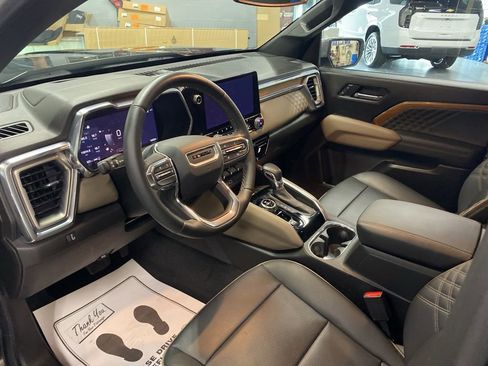 Used 2023 GMC Canyon Denali AWD/4WD image 10