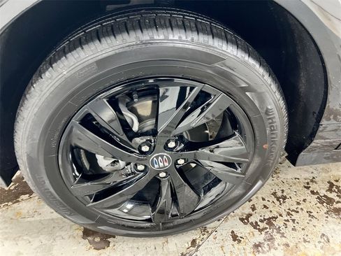 Certified 2025 Buick Encore GX Sport Touring w/ Comfort Package image 25