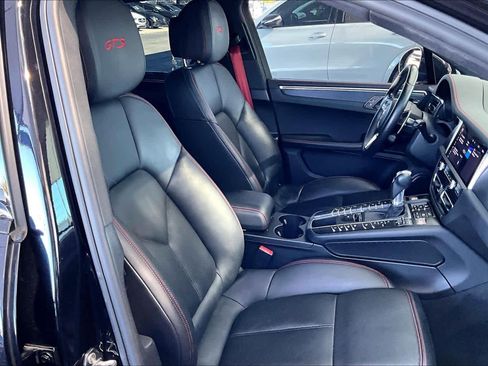 Used 2021 Porsche Macan GTS image 8