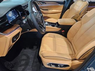 New 2026 Jeep Grand Cherokee L Summit video 4