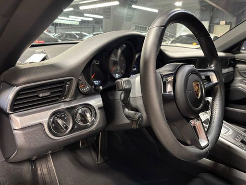 Used 2017 Porsche 911 Carrera S RWD image 13