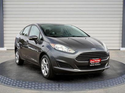 Used 2015 Ford Fiesta SE