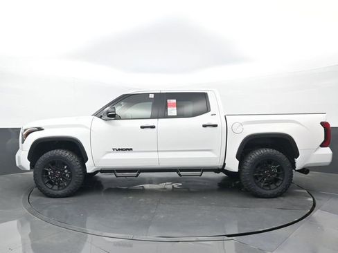 New 2026 Toyota Tundra SR5 AWD/4WD image 21