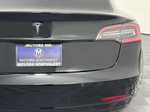 Used 2019 Tesla Model 3 Standard Range Plus RWD image 21