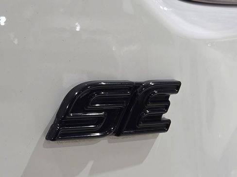 Certified 2025 Toyota Corolla SE w/ SE Premium Package image 12