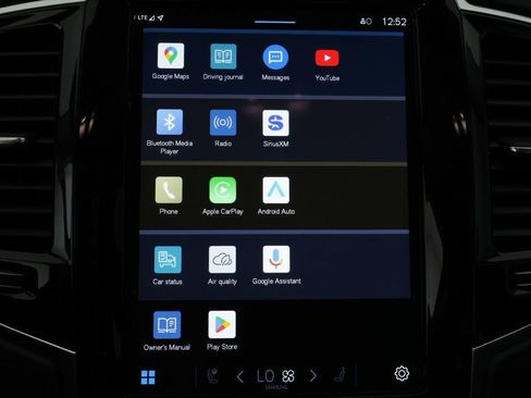 Used 2024 Volvo XC90 T8 Plus w/ Protection Package Premier image 17