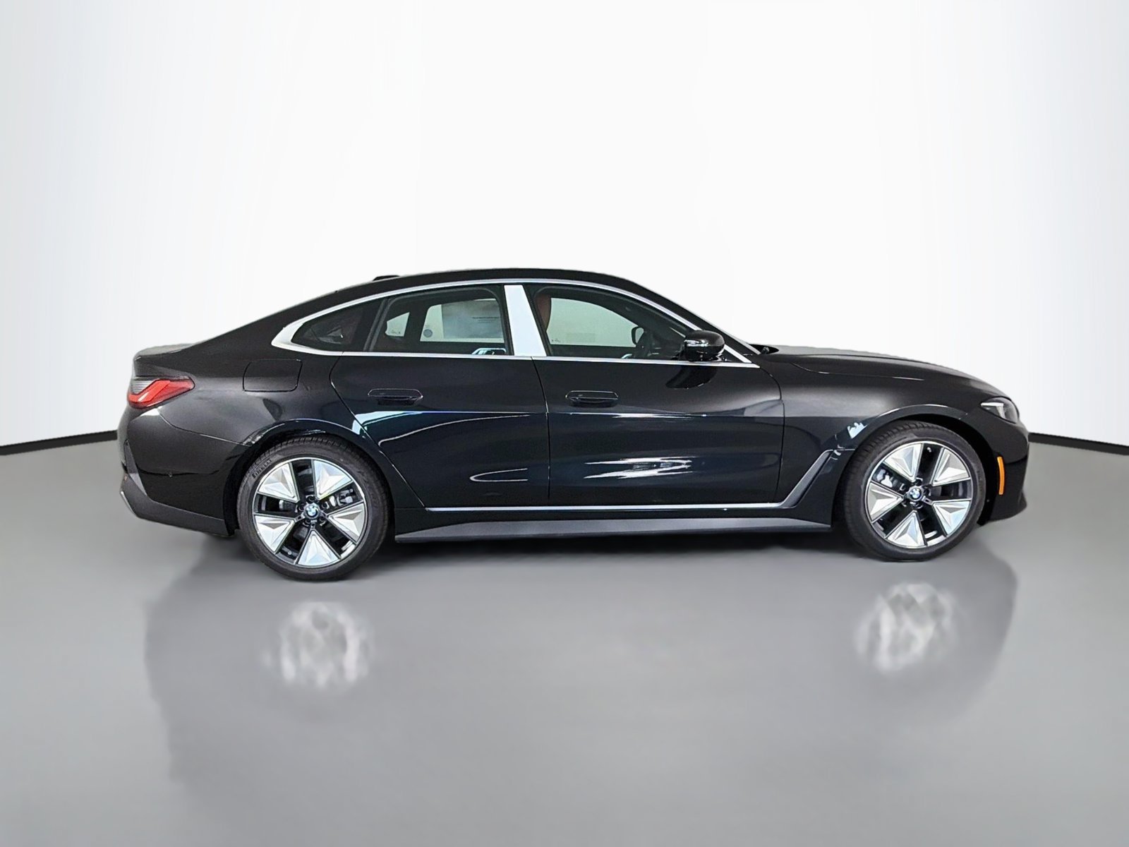 New 2026 BMW i4 xDrive40i w/ Premium Package AWD/4WD image 8