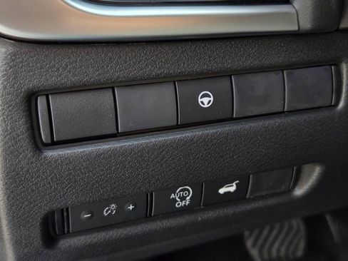 New 2026 Nissan Rogue SV AWD/4WD image 18